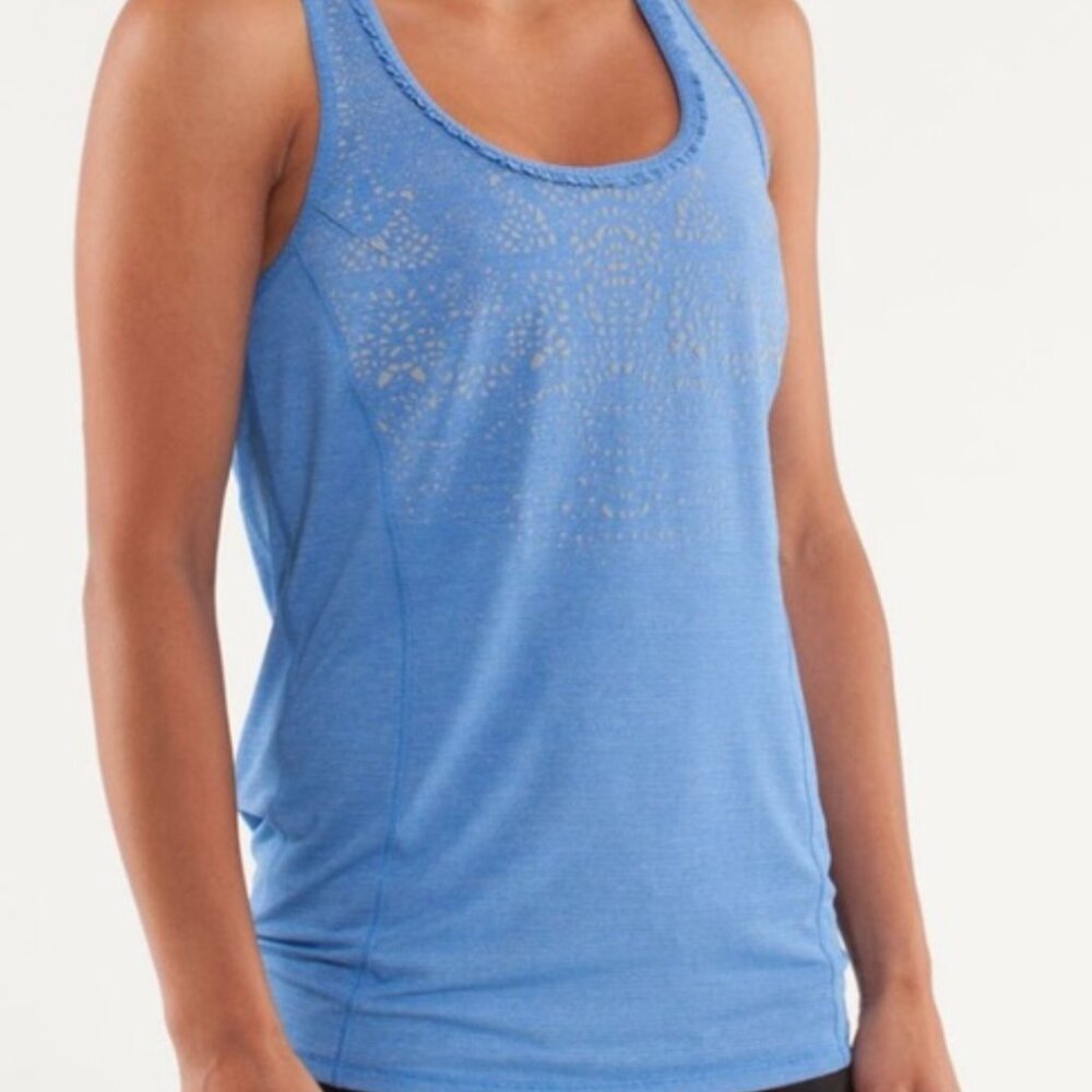 Lululemon Run: Silver Bullet Sleeveless Tech Tank-Size 6-Reflective